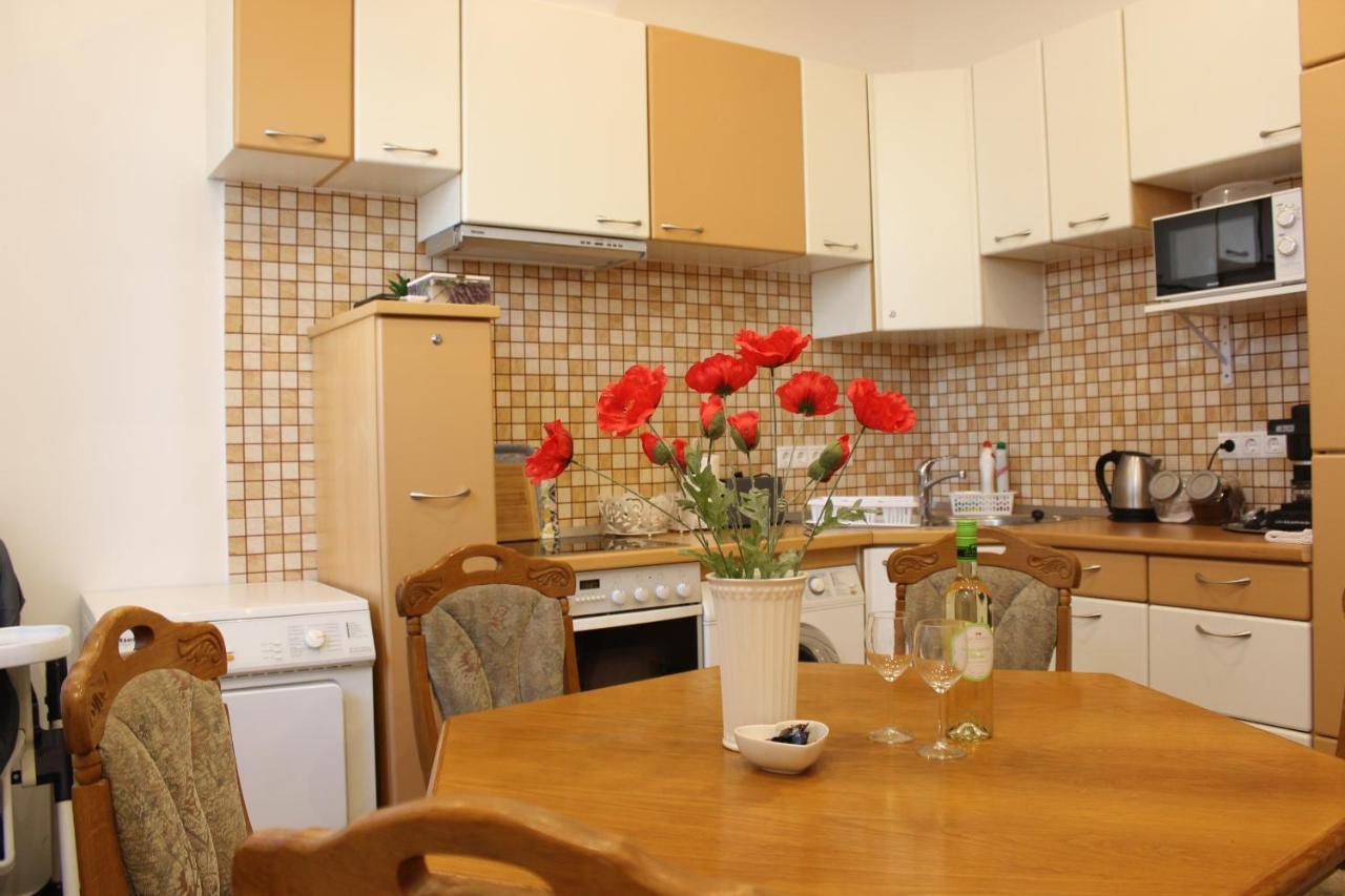 Vito Apartman Eger Exterior foto